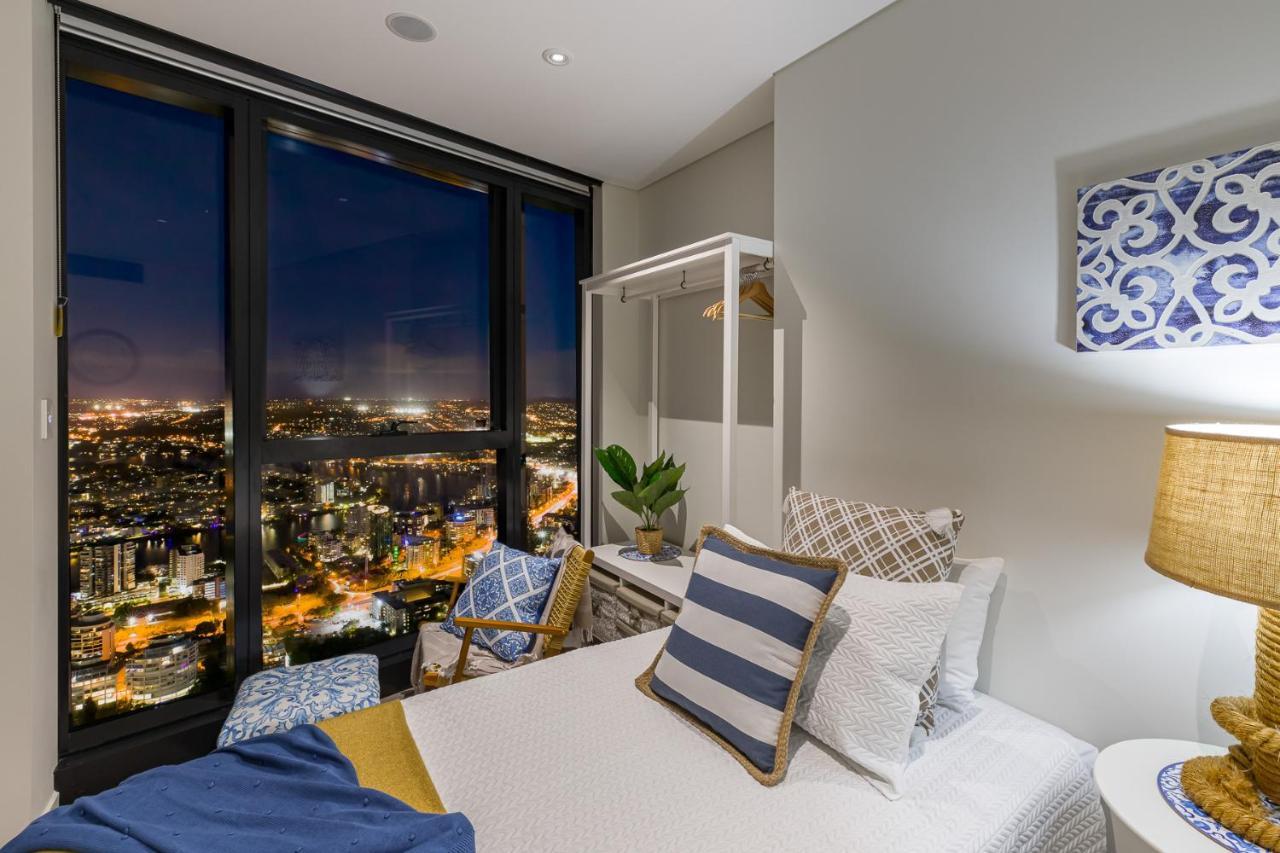 Апартаменты Hamptons Retreat On Level 77 Skytower Брисбен Экстерьер фото
